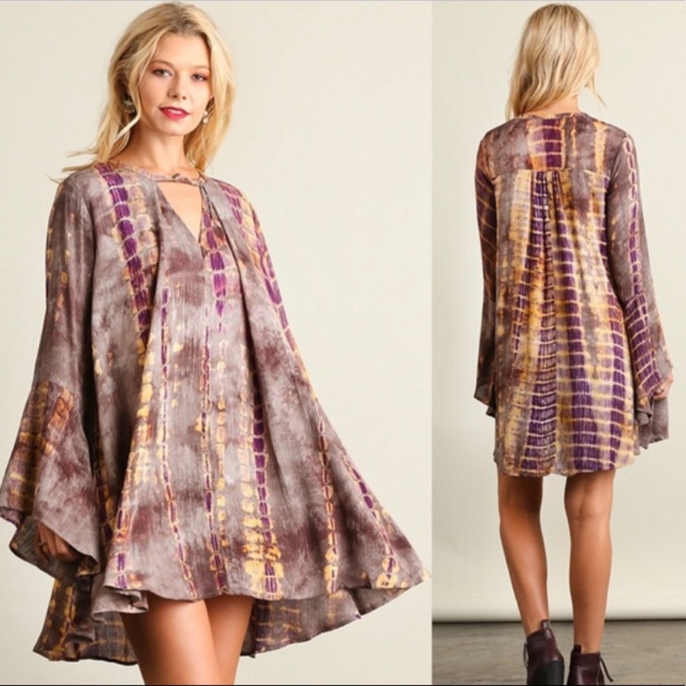 UMGEE Tie Dye Bell Sleeve Tunic Dress